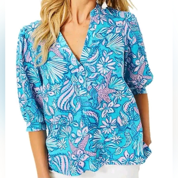 Lilly Pulitzer Tops - Lilly Pulitzer Mialeigh linen top Sea life print. Size 16